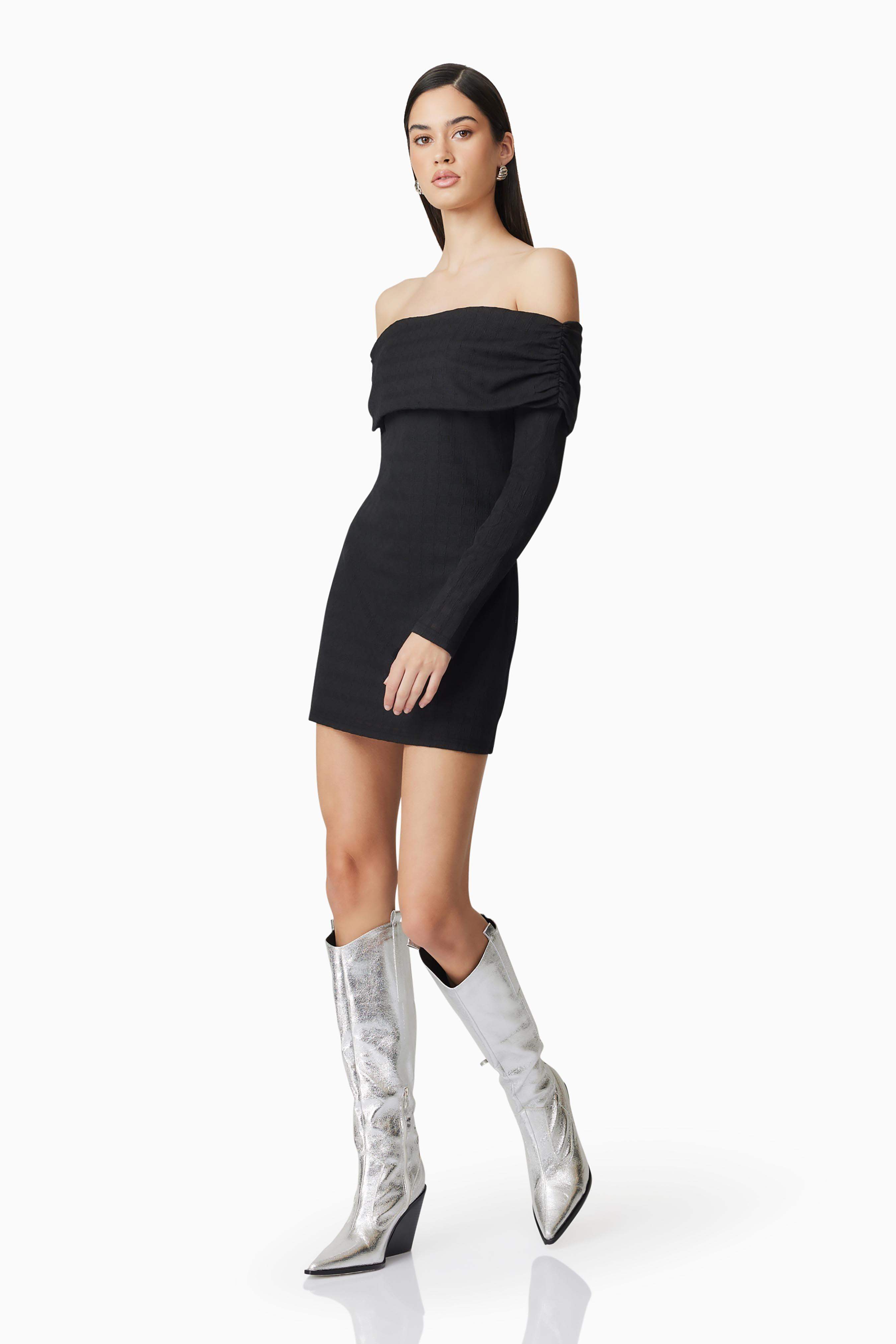 CURAAE Ari Off The Shoulder Mini Dress In Black