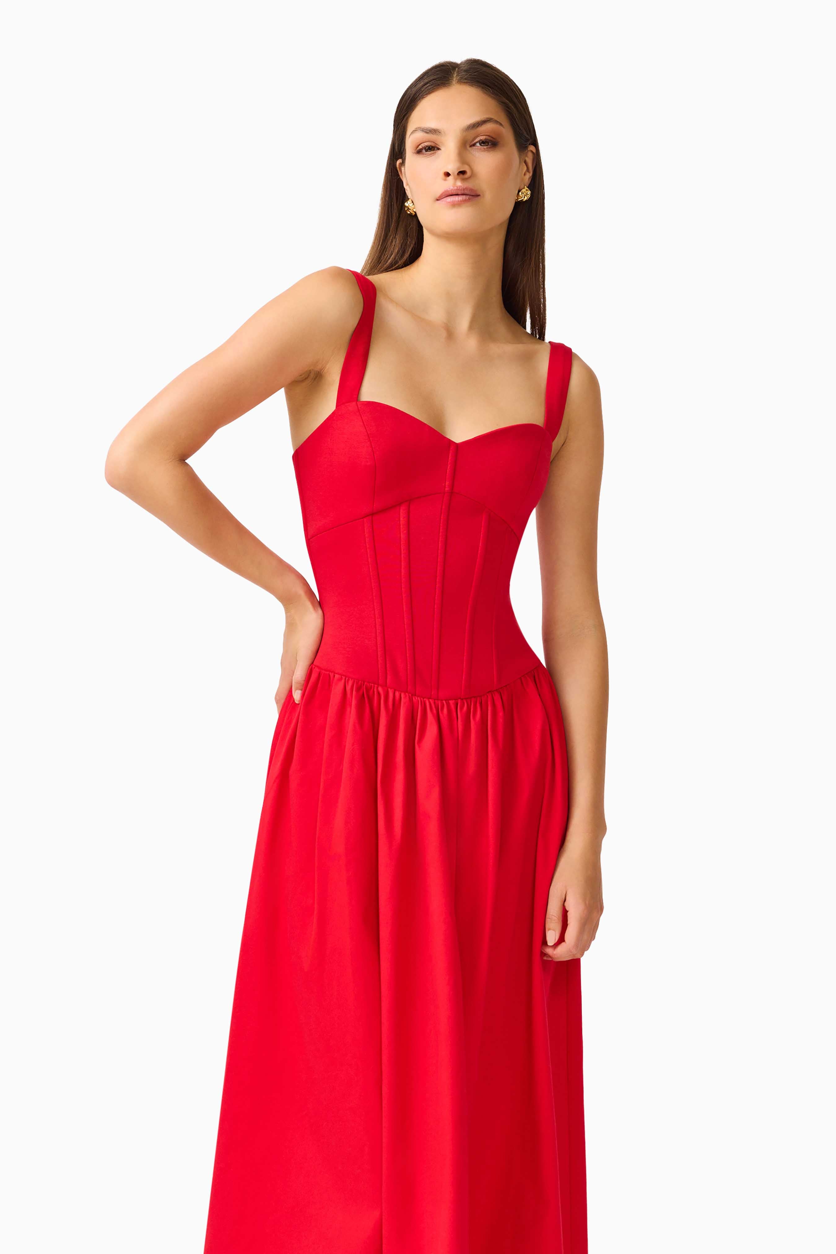 CURAAE Aris Sweetheart Midi Dress in Red