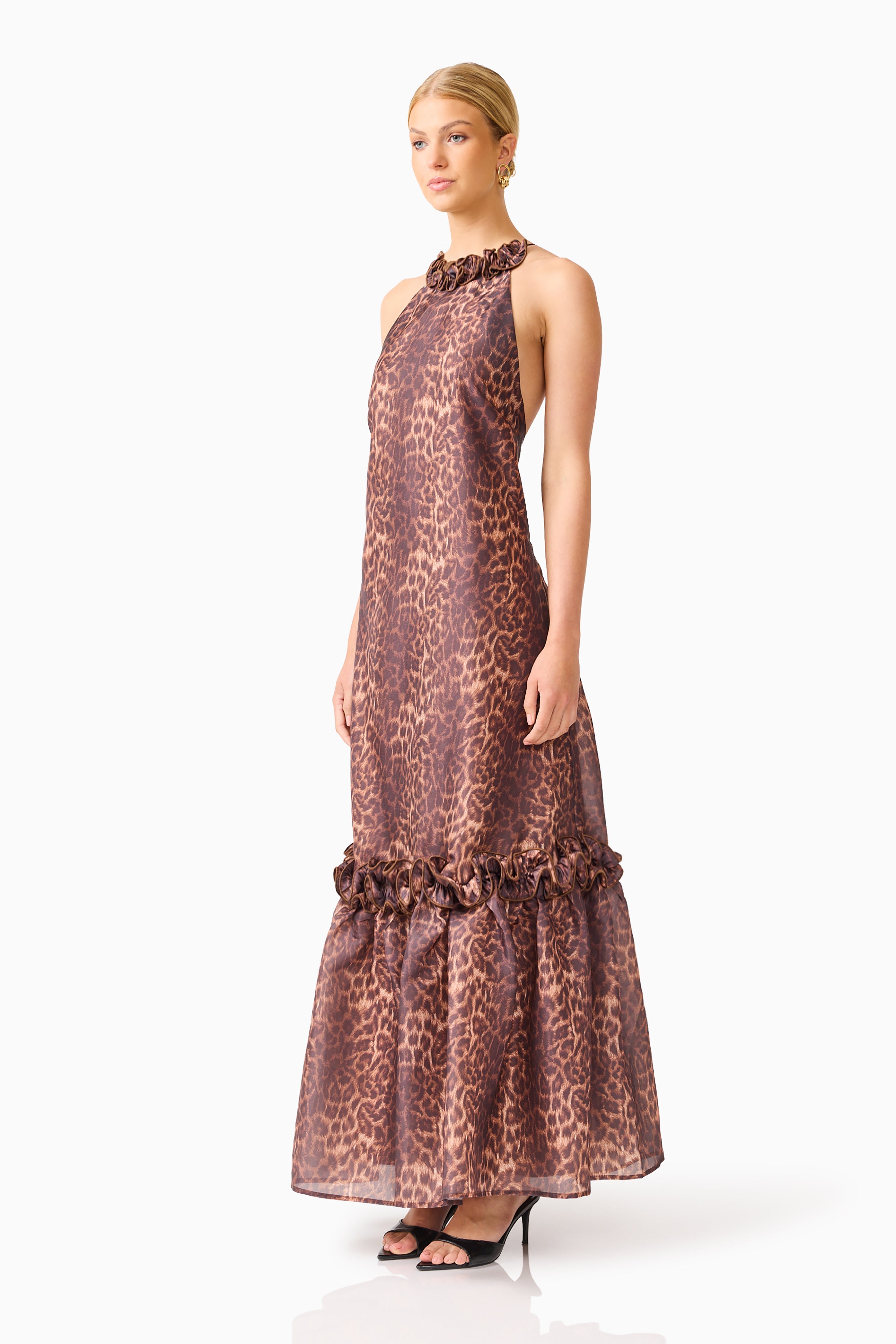 CURAAE Zamira Halter Maxi Dress in Brown Multi