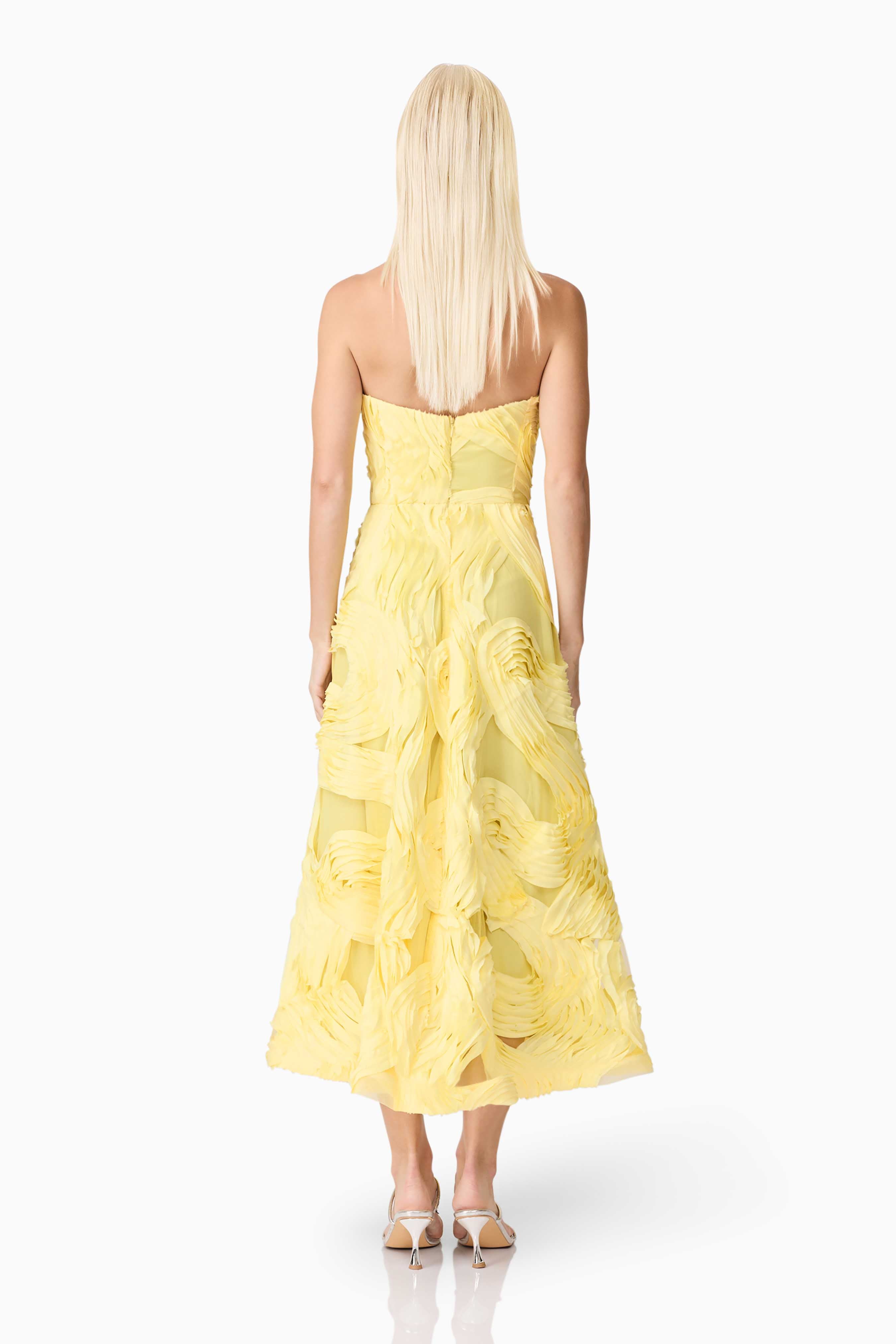 Asher Sweetheart Midi Dress in Yellow